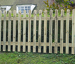 Rb Fencing - Fencing Contractors In Surrey & Hampshire